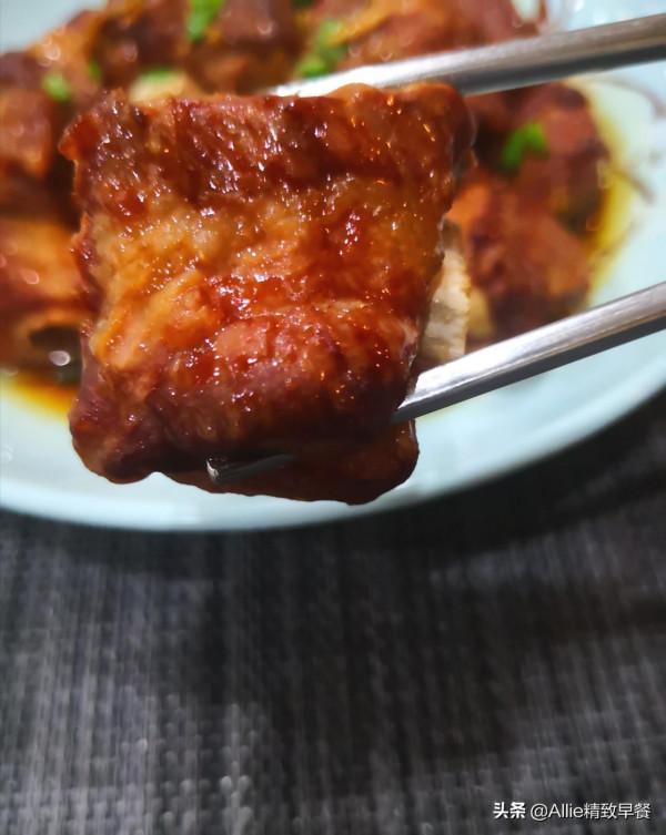 早餐不知道吃什麼，看看我的營養早餐，有葷有素有粗糧，真全面