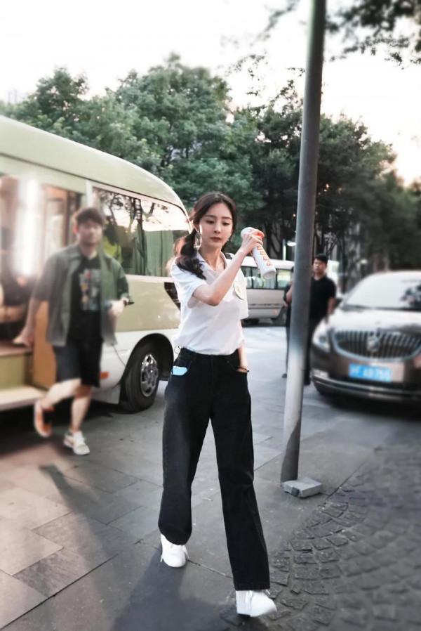 楊冪拍戲路透,這狀態也太好了吧 楊冪拍戲路透,這狀態也太好了吧