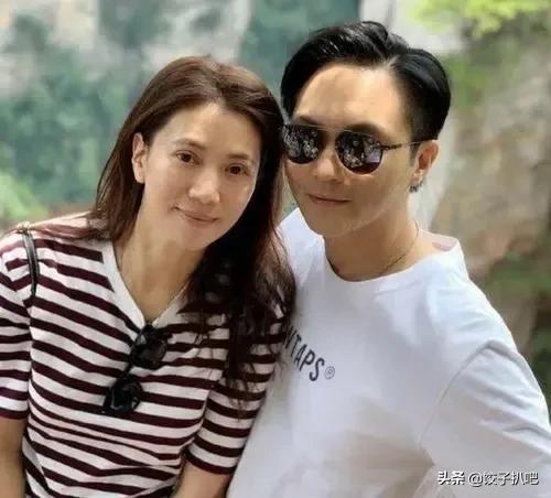 經過多年戀愛長跑，最終修成正果的明星，你知道的都有誰？