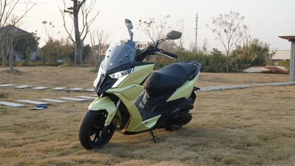 可愛的戰鬥小雞雞！光陽RacingX 150の初體驗