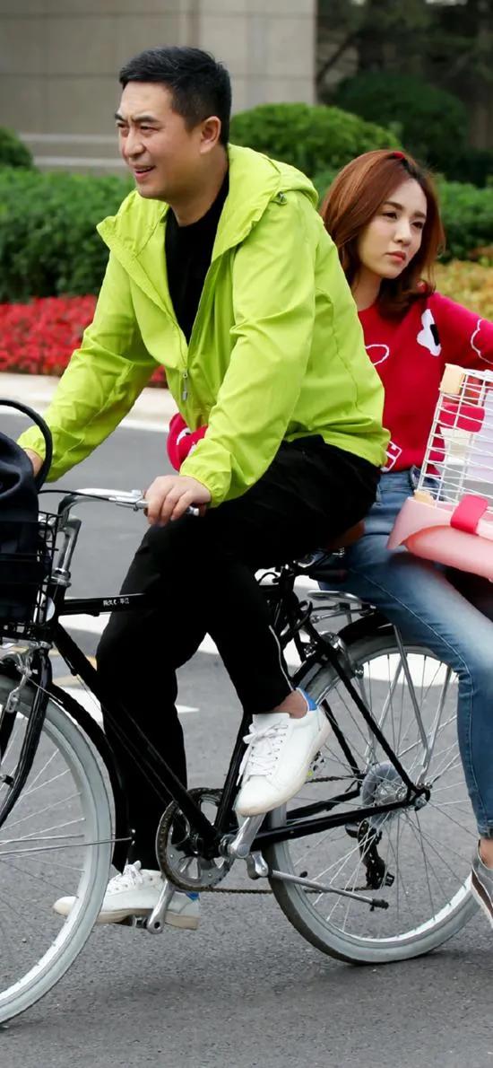 國民爸爸張嘉譯熒幕之後的那些事兒