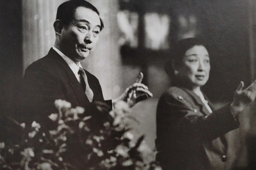 範梅強:梅蘭芳孫輩唯一從事戲曲者,難忘祖訓,遺憾家族已無男旦 範梅強:梅蘭芳孫輩唯一從事戲曲者,難忘祖訓,遺憾家族已無男旦