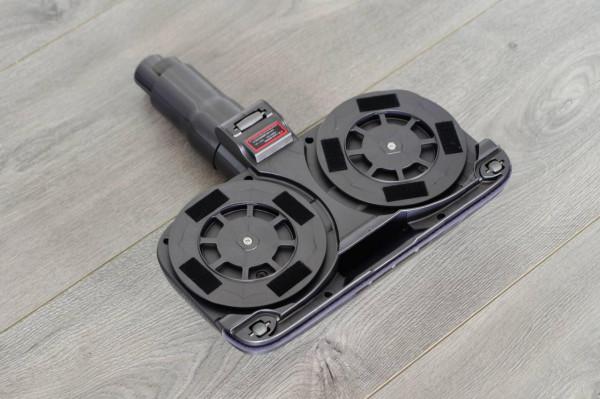 我的戴森終於可以擦地了!小狗旋轉擦地刷開箱體驗 我的戴森終於可以擦地了!小狗旋轉擦地刷開箱體驗