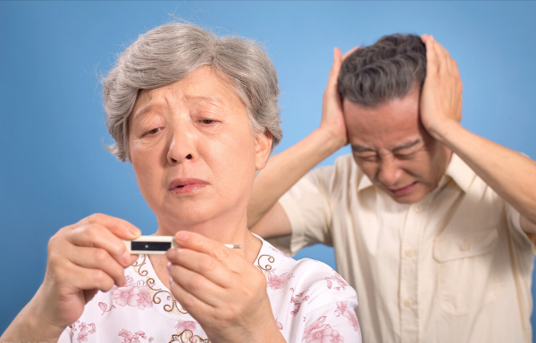 高熱神昏、煩躁譫語、抽搐驚厥，及時用3藥，清熱解毒、醒腦安神