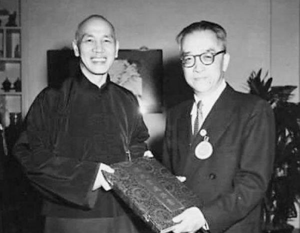 胡適悲涼後半生：愛女早夭，兒子自縊前登報罵父，66歲獨孫仍未婚