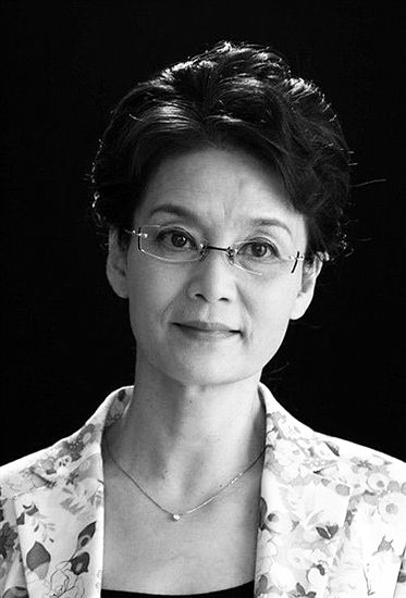 潘虹：跟丈夫結婚8年僅相處380天，離婚後卻說最愛前夫，這是為何