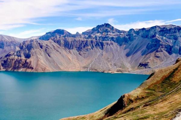 中國各省份的最高峰,我不熟悉的,的確有不少 中國各省份的最高峰,我不熟悉的,的確有不少