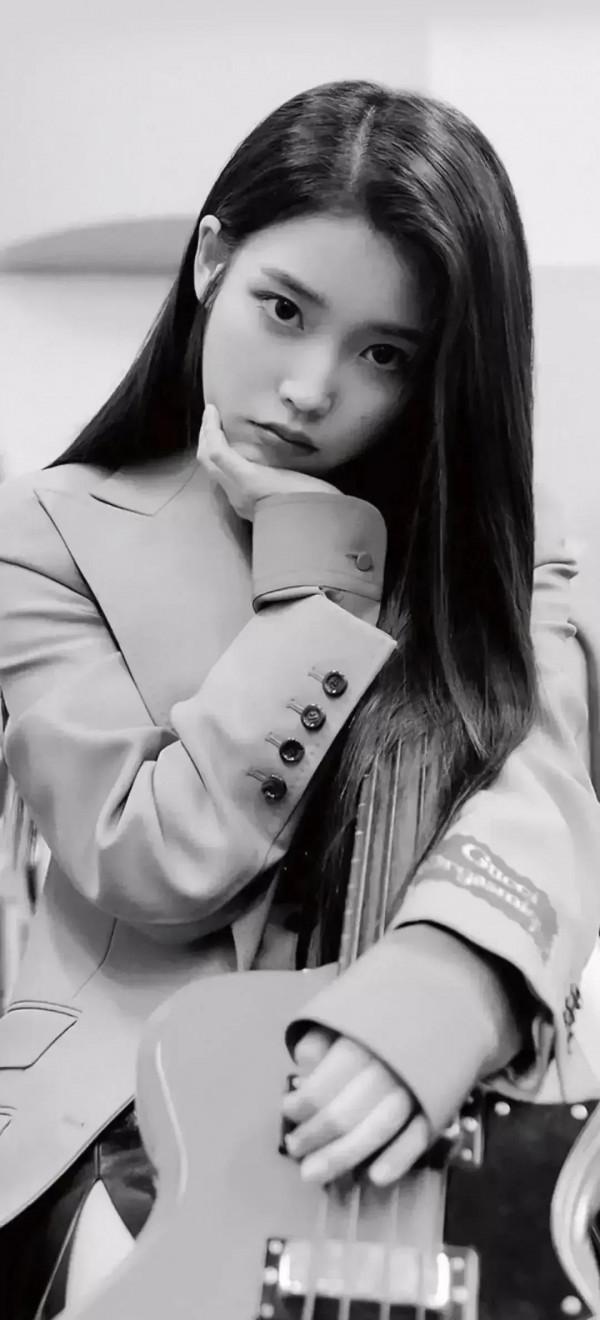 IU李智恩 全面屏桌布