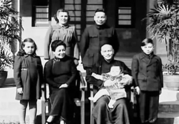 四大家族孔祥熙的後代：大兒子娶了媽媽閨蜜，小兒子成了石油富翁