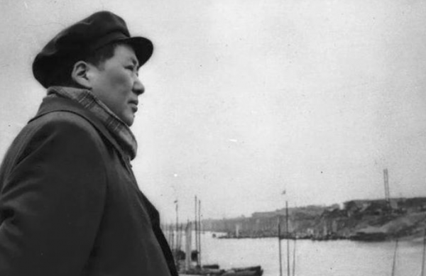 劉備的陣容那麼豪華，為何最後沒能統一三國？毛主席曾說出了原因