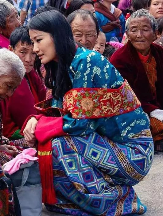 “等你長大了，我便娶你”14年的等待，他們終於成為全世界最幸福的夫妻