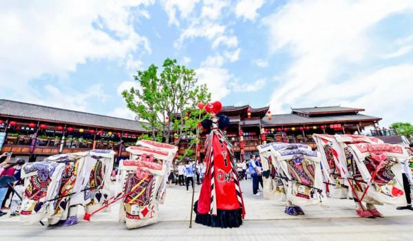 融創邀你回「家」過年，看煙火、賞雪景，盡享五湖四海中國年&period;&period;&period;&period;&period;&period;