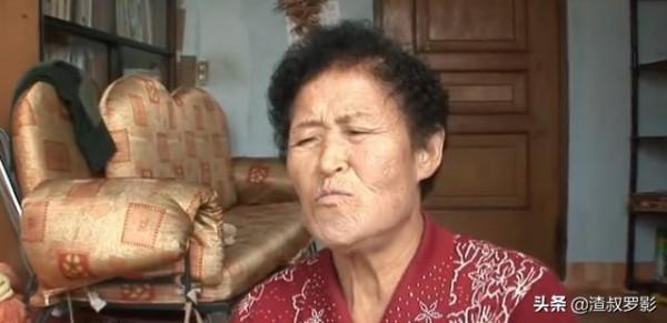 韓國大媽吃洗潔精上癮30年未斷，上廁所都冒泡，醫生卻說身體健康