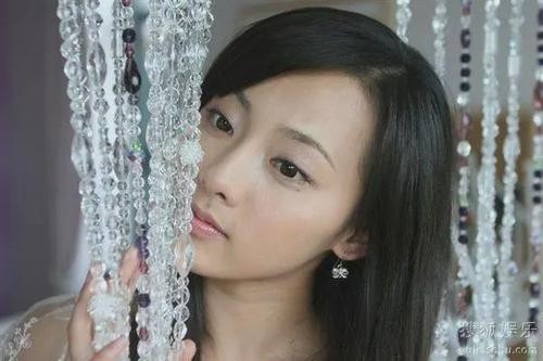 10位瓊女郎現狀反差大!王豔嫁豪門成闊太,62歲李雪華無兒無女 10位瓊女郎現狀反差大!王豔嫁豪門成闊太,62歲李雪華無兒無女