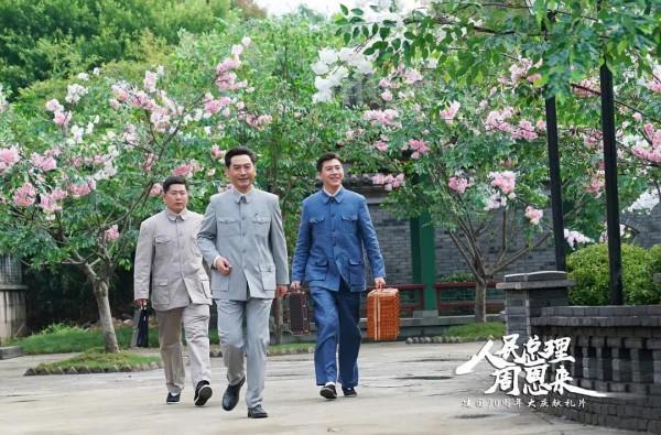 唐國強王伍福再合作，劉勁黃薇演周恩來夫婦，這部正劇未播先火