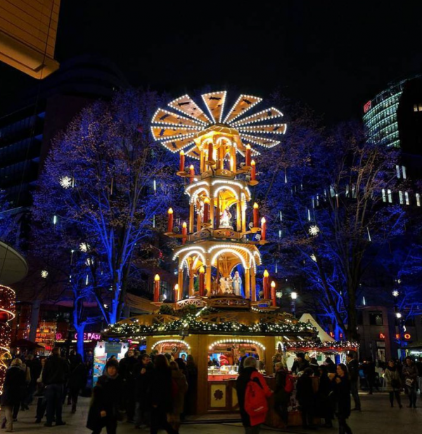歐洲冬天最美的十個城市！雪白燈紅人情暖
