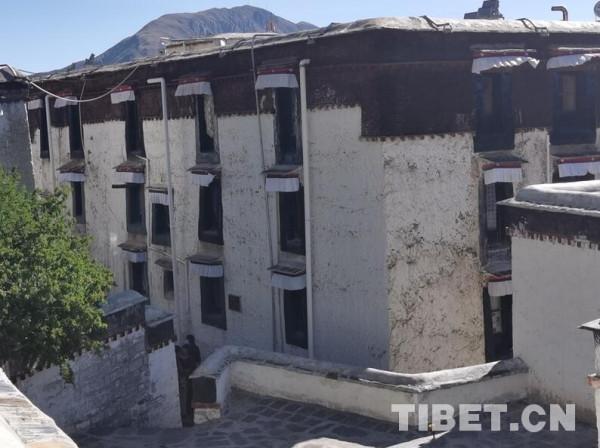 探訪古老建築扎什倫布寺 探訪古老建築扎什倫布寺