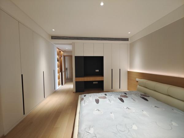 250㎡現代簡約大平層,實至名歸的質感空間 250㎡現代簡約大平層,實至名歸的質感空間