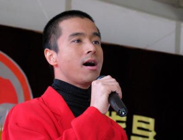 2002年娛樂圈“塌房”大瓜