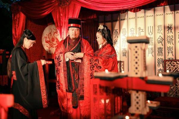 周時期還有“婦好”參政，怎麼越到後面女子政治地位越低？