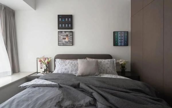 138㎡北歐風格裝修，客廳大面積留白+深咖色設計，這顏值絕了