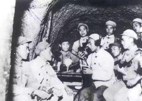 毛主席指示：零敲牛皮糖，彭德懷求助周總理：給我調個人來唄