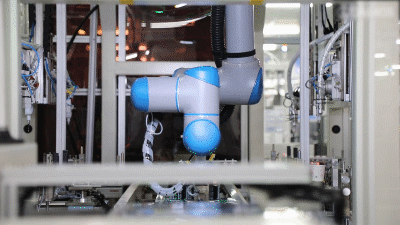 新松助力松下打造新能源汽車車載充電器OBC智慧生產線