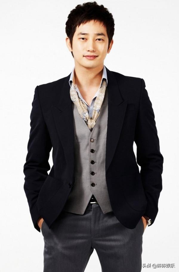 《家門的榮光》13年,女主閃婚生子復出,男主醜聞被害,男二可惜 《家門的榮光》13年,女主閃婚生子復出,男主醜聞被害,男二可惜