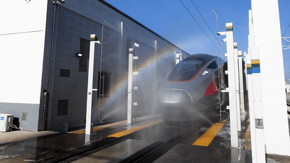 為什麼復興號在這裡以時速5公里行進? 為什麼復興號在這裡以時速5公里行進?