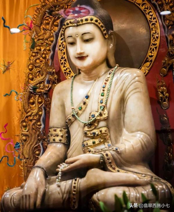 我國這尊世界最大的“玉石王”為何無人敢估價? 我國這尊世界最大的“玉石王”為何無人敢估價?