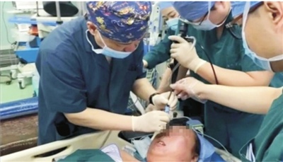 醫院成功救治一名強直性脊柱炎晚期患者