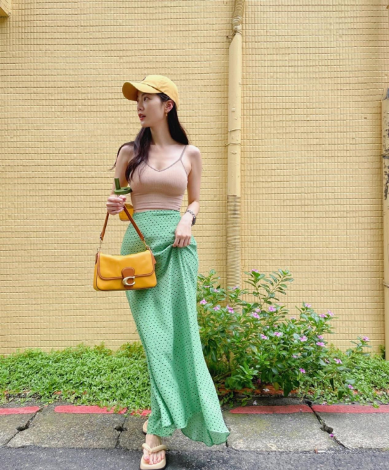 辰亦儒真是娶到寶了，曾之喬穿搭堪比時尚博主，每一套都讓人心動