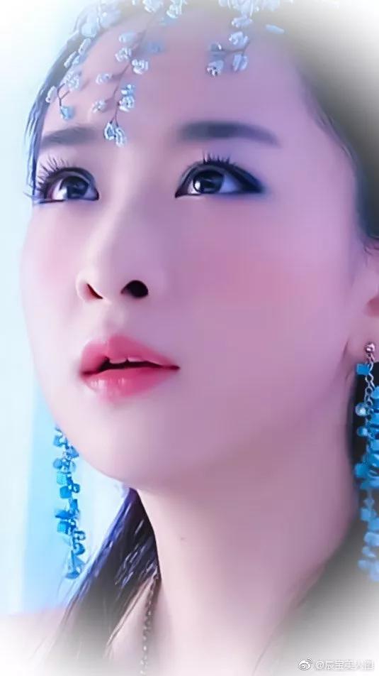 穆婷婷古裝桌布