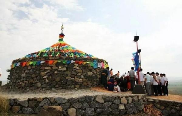 三十年前的思念（9）——敖包