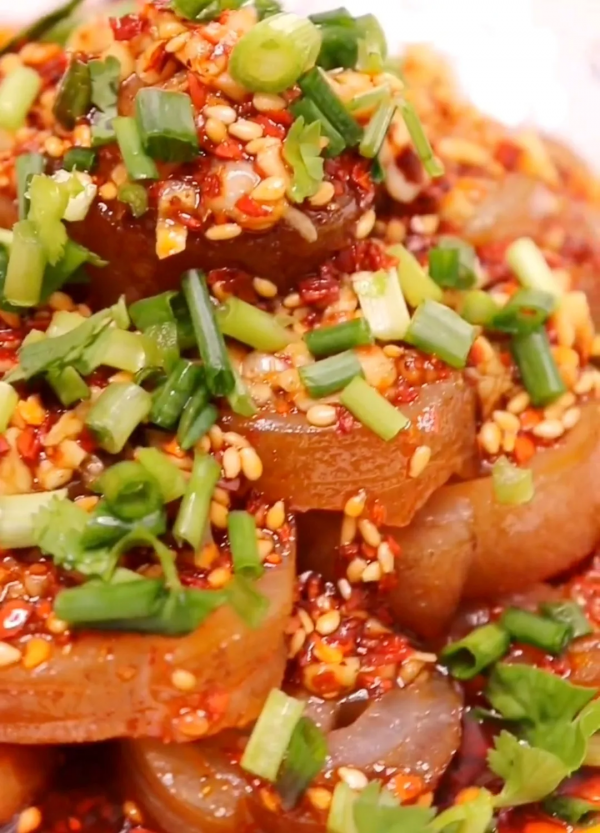 教你9種豬皮的吃法,食材便宜,做法簡單,隨便一弄比肉還香 教你9種豬皮的吃法,食材便宜,做法簡單,隨便一弄比肉還香