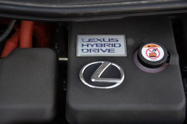 地球上原廠身價最高的MPV是什麼樣子的？| CAR REVIEWS