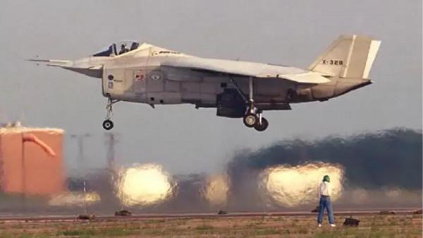 X-32為什麼輸給了後來的F-35？