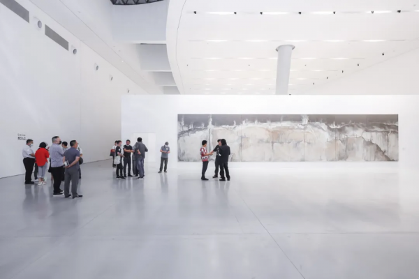 超凡與人間丨蘇新平與克里斯多夫·勒·布倫展覽在深圳開展 超凡與人間丨蘇新平與克里斯多夫·勒·布倫展覽在深圳開展