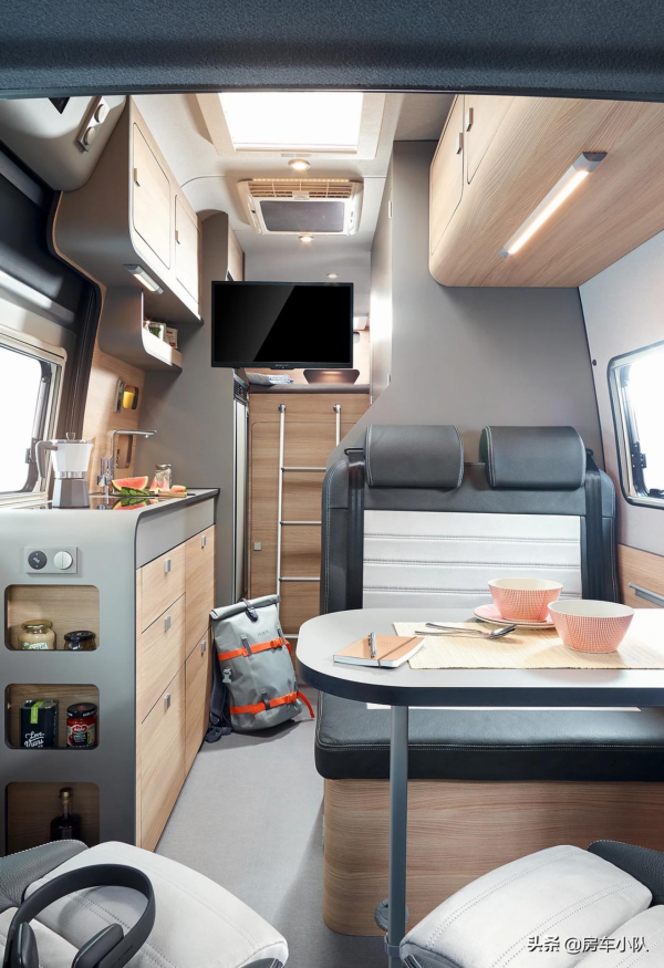 居然是一輛房車獲得了2021年紅點設計大獎！德國的Alphavan房車