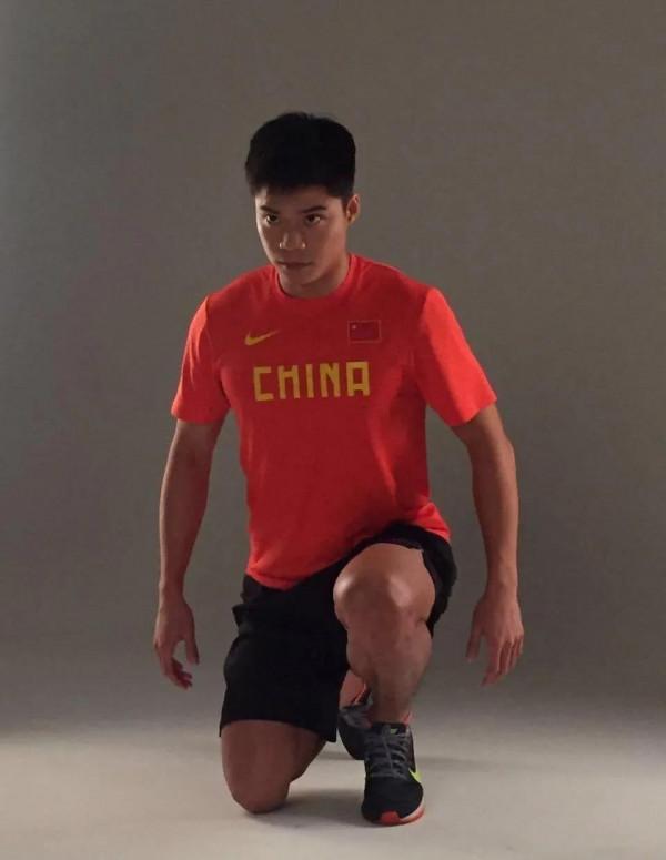 這幾位中國的運動員,雖然不是奧運會冠軍,但卻是我們學習榜樣 這幾位中國的運動員,雖然不是奧運會冠軍,但卻是我們學習榜樣