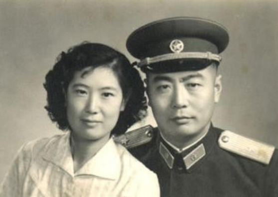 1988年郭維城赴美，拜訪張學良原配，于鳳至：可算見到國內親人了