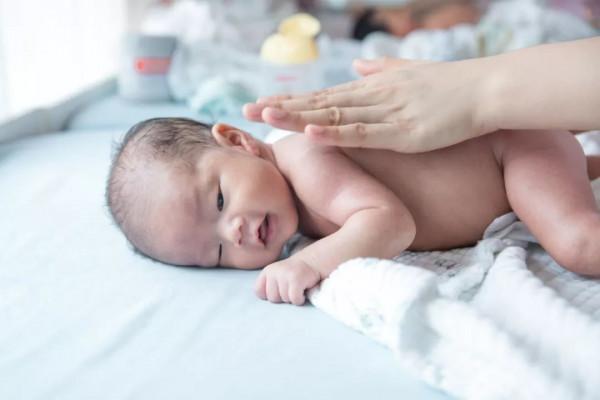 嬰兒身上這三種&OpenCurlyDoubleQuote;毛髮&rdquo;不要亂剪亂刮，會影響孩子的顏值和健康