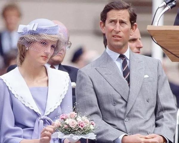 95歲英女王思慮周全，將古董如數傳給凱特，卡米拉終究只是局外人