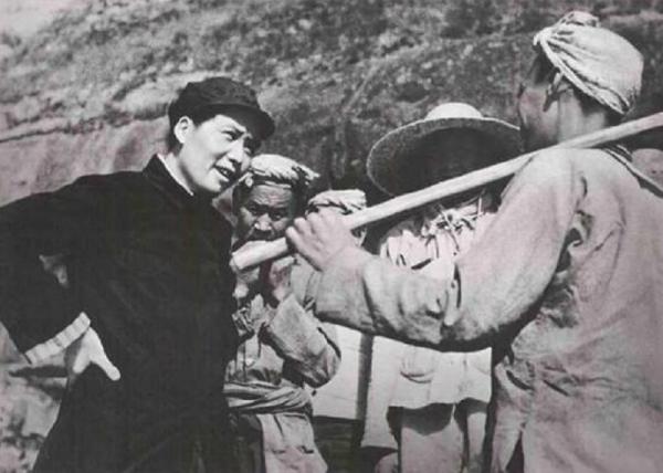 農民冒死救下毛主席,主席留字條相約革命成功後見,最後怎樣了 農民冒死救下毛主席,主席留字條相約革命成功後見,最後怎樣了