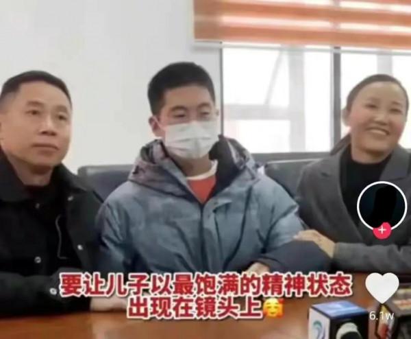 孫海洋開車800公里送孫卓回校，孫卓在車上終於向父母敞開心扉