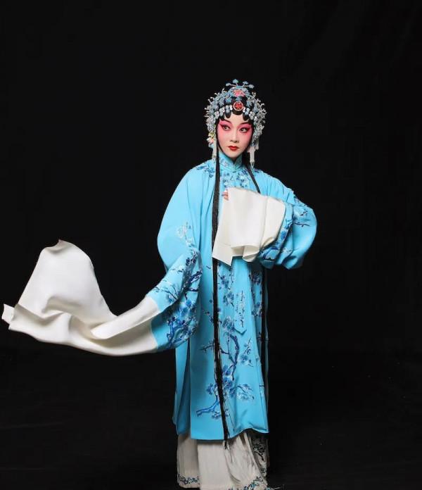 京劇《鎖麟囊》原是演義化的慈禧報恩故事? 京劇《鎖麟囊》原是演義化的慈禧報恩故事?