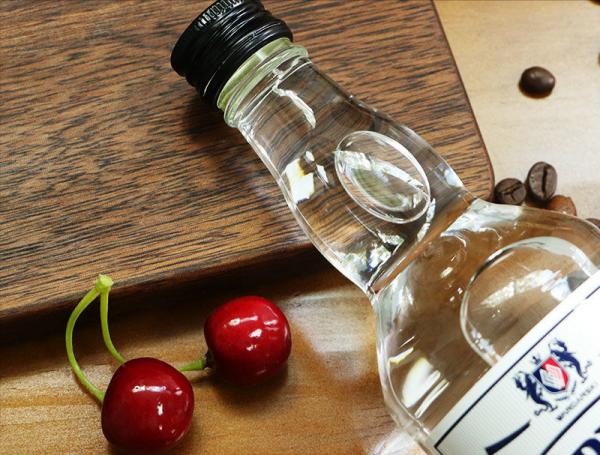 同樣是烈酒，為什麼伏特加能賣遍全世界，而白酒卻只有中國人喝？