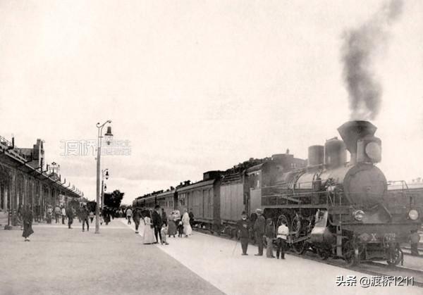 哈爾濱火車站，百張歷史老照片，四代站舍更替，你不一定見過