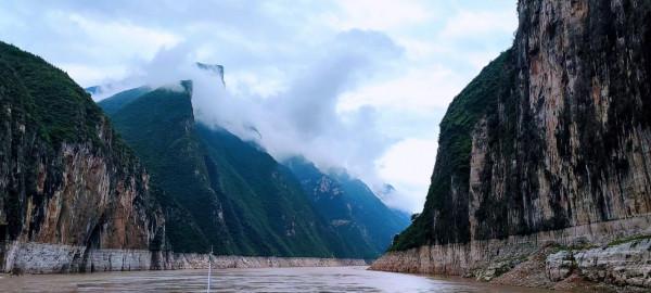 秋入三峽 體仙境人生 賞三峽雲雨