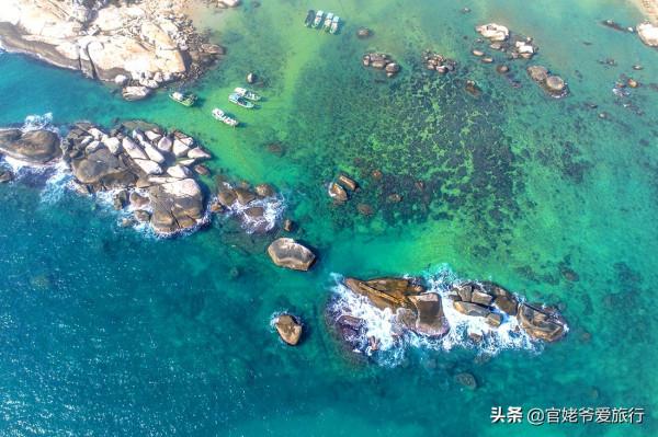 海南有一處奇特海岸風光，詮釋海枯石爛的真諦，深邃的海水更迷人